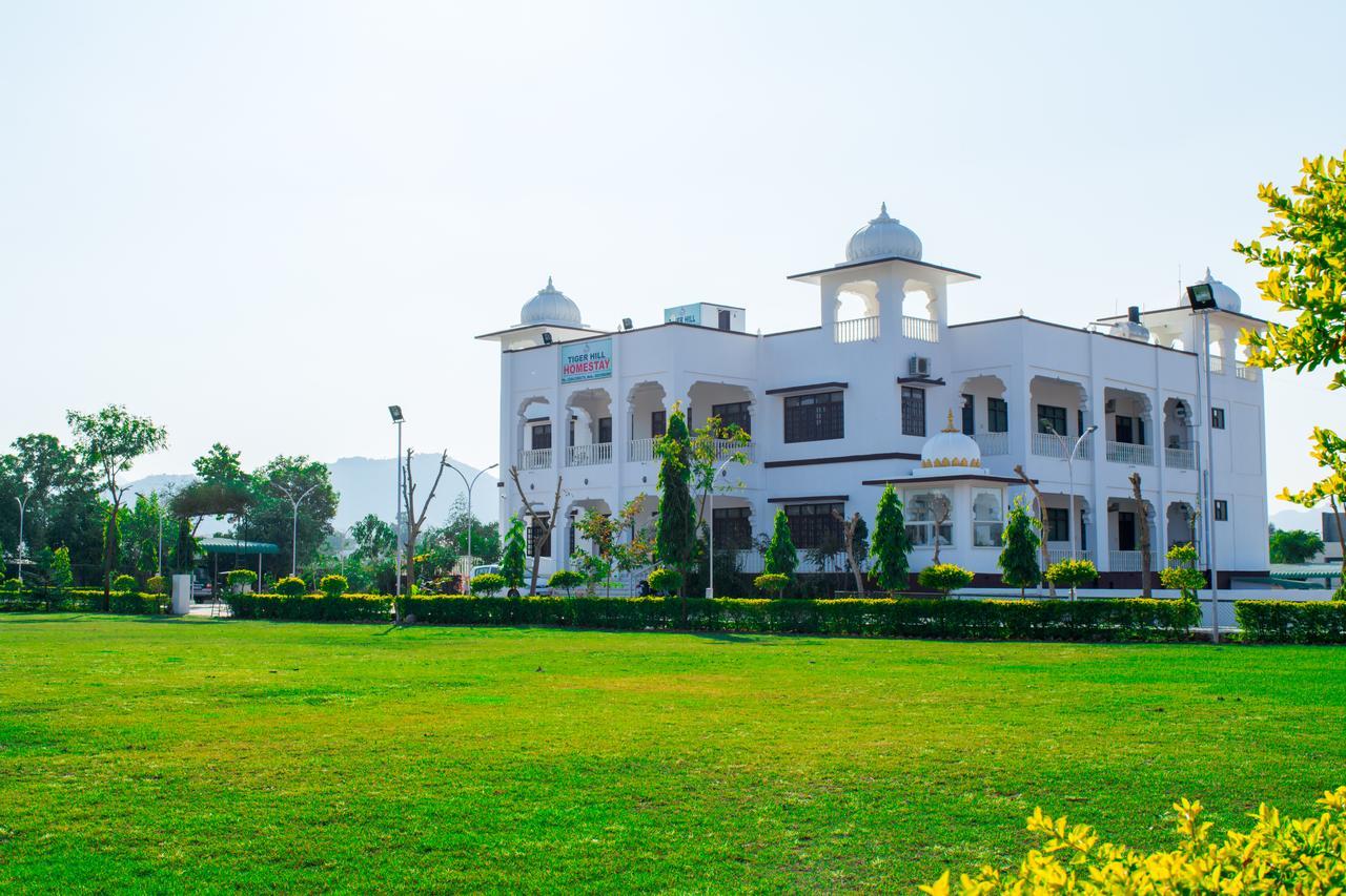 Tiger Hill Homestay Удайпур Екстериор снимка